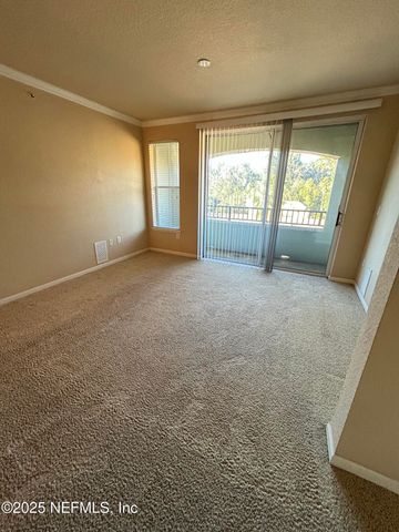 8539 GATE Parkway W 9423, Jacksonville, FL 32216