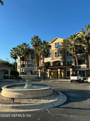 8539 GATE Parkway W 9423, Jacksonville, FL 32216