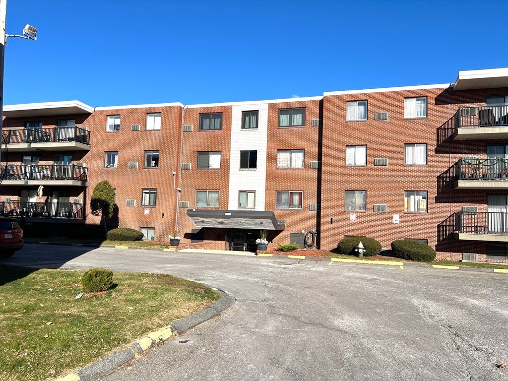 900 Governors Dr. 22, Winthrop, MA 02152