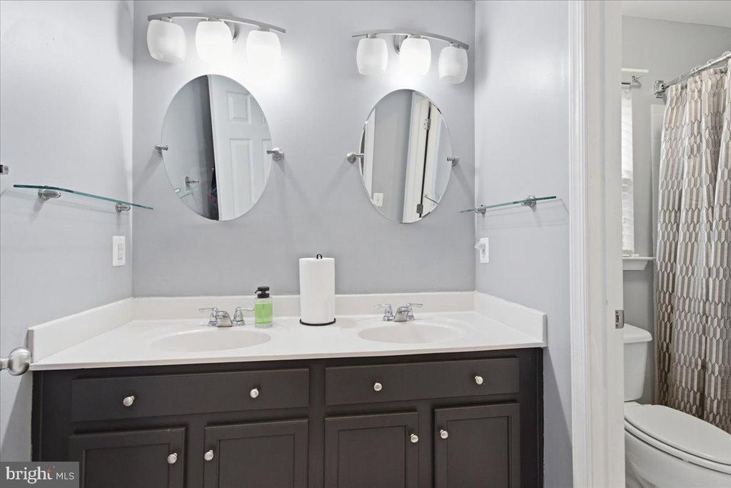 Image 25 of property listing at 2212 SAINT JOSEPHS DR, Bowie, MD 20721