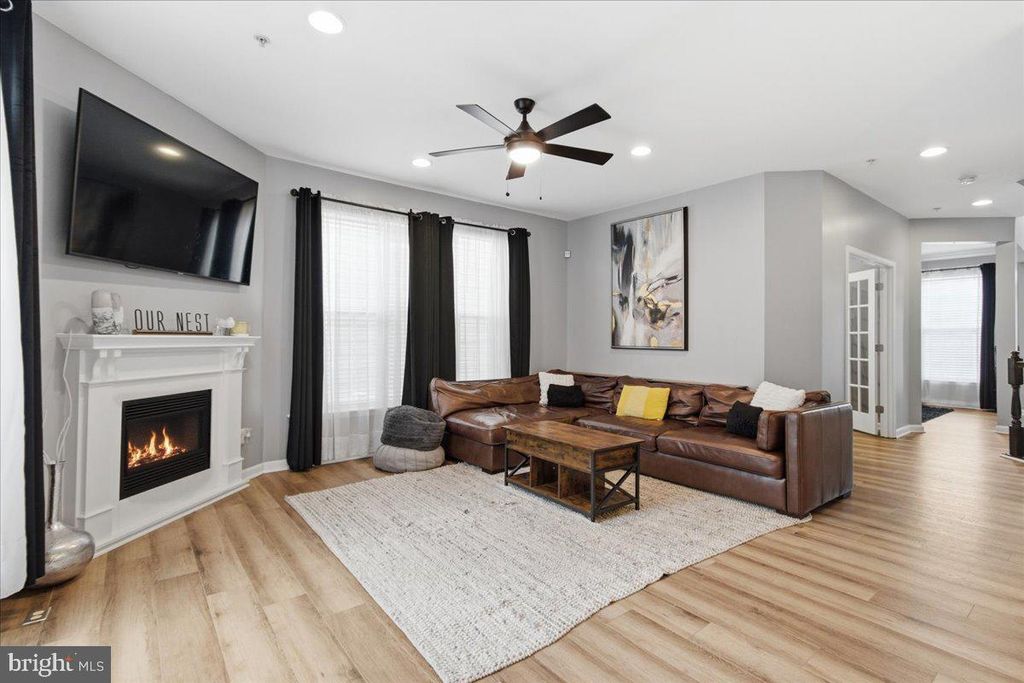 Image 3 of property listing at 2212 SAINT JOSEPHS DR, Bowie, MD 20721