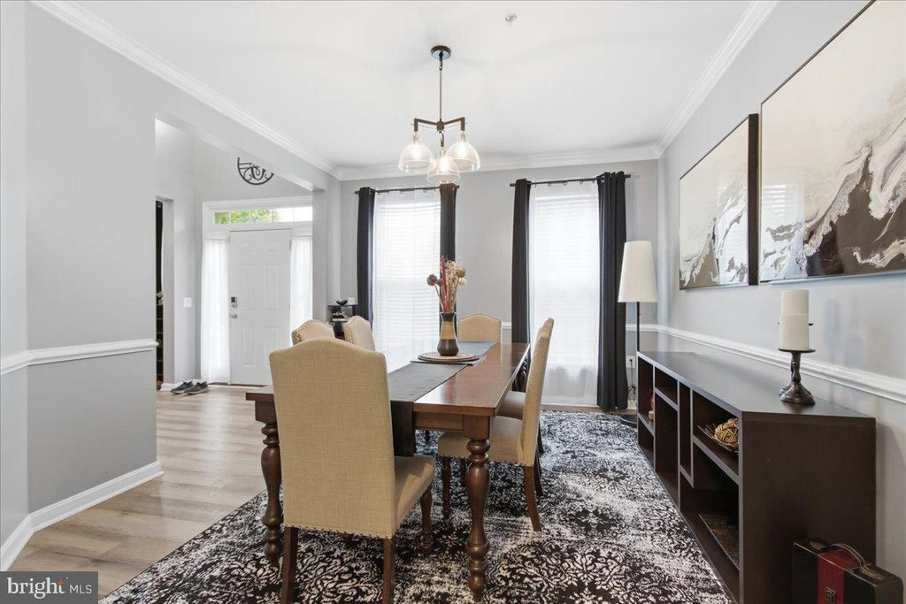 Image 5 of property listing at 2212 SAINT JOSEPHS DR, Bowie, MD 20721