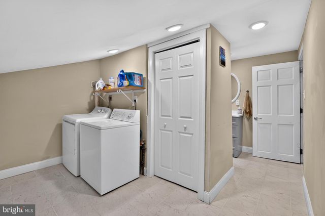 303 GARDEN ST, Mount Holly, NJ 08060