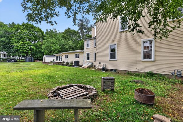 303 GARDEN ST, Mount Holly, NJ 08060