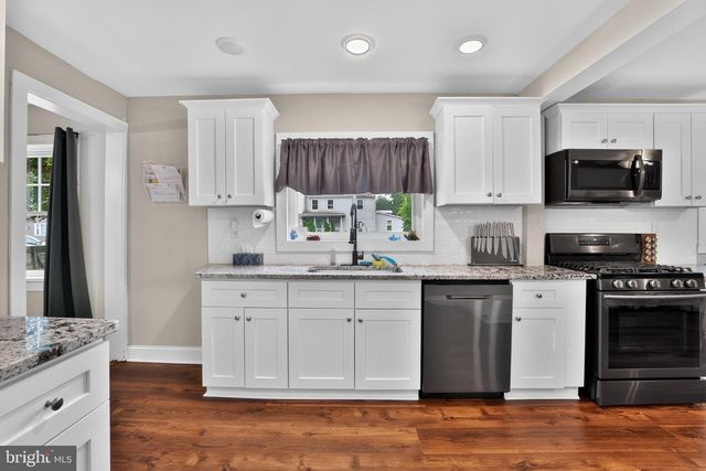 303 GARDEN ST, Mount Holly, NJ 08060