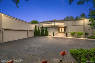 1848 Golf Ridge Drive S, Bloomfield Hills, MI 48302