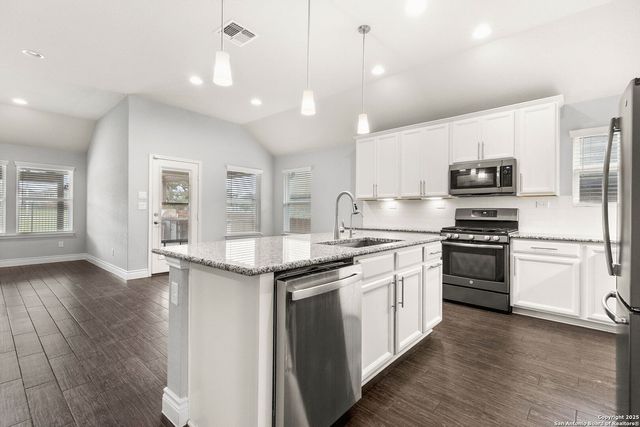 2194 Indigobush, New Braunfels, TX 78132