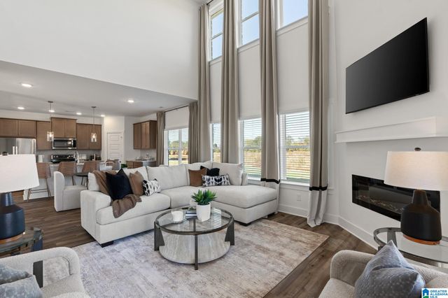 210 BELLEHURST DRIVE, Warrior, AL 35180