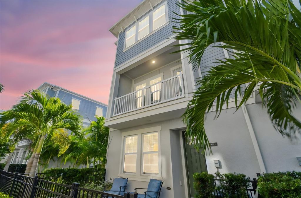 Image 1 of property listing at 208 S TAMPANIA AVENUE 3, Tampa, FL 33609