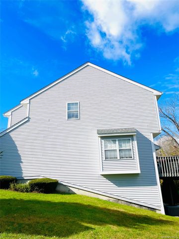 10 Timberline Trail, Pawling, NY 12564