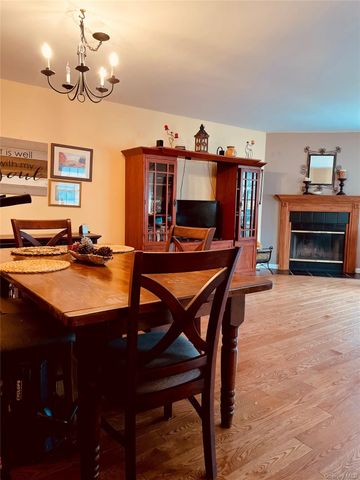 10 Timberline Trail, Pawling, NY 12564