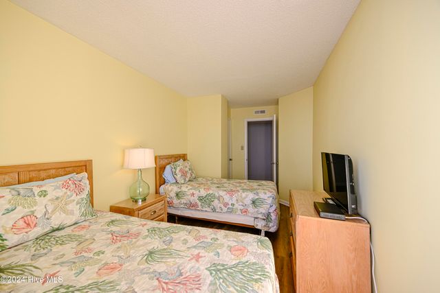 2000 New River Inlet Road 2609, North Topsail Beach, NC 28460