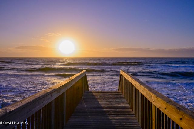 2000 New River Inlet Road 2609, North Topsail Beach, NC 28460
