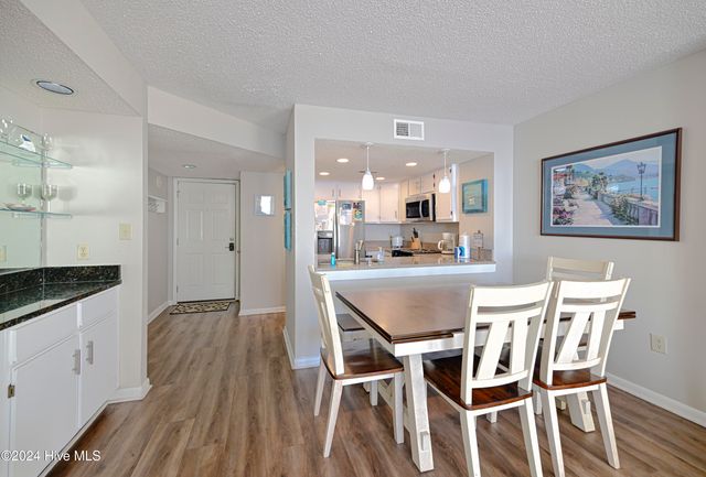 2000 New River Inlet Road 2609, North Topsail Beach, NC 28460