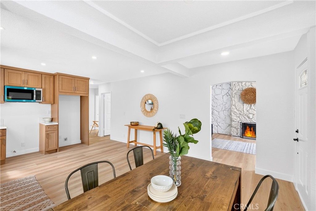 Image 14 of property listing at 1428 W 91st Street, Los Angeles, CA 90047