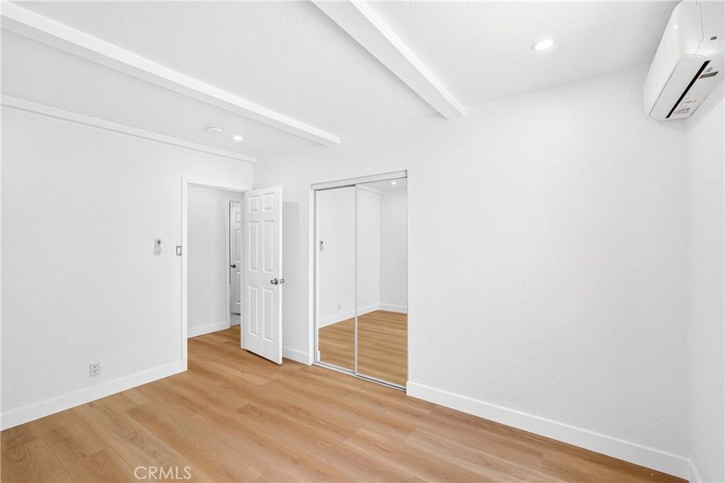 Image 22 of property listing at 1428 W 91st Street, Los Angeles, CA 90047