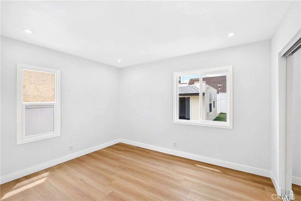 Image 29 of property listing at 1428 W 91st Street, Los Angeles, CA 90047