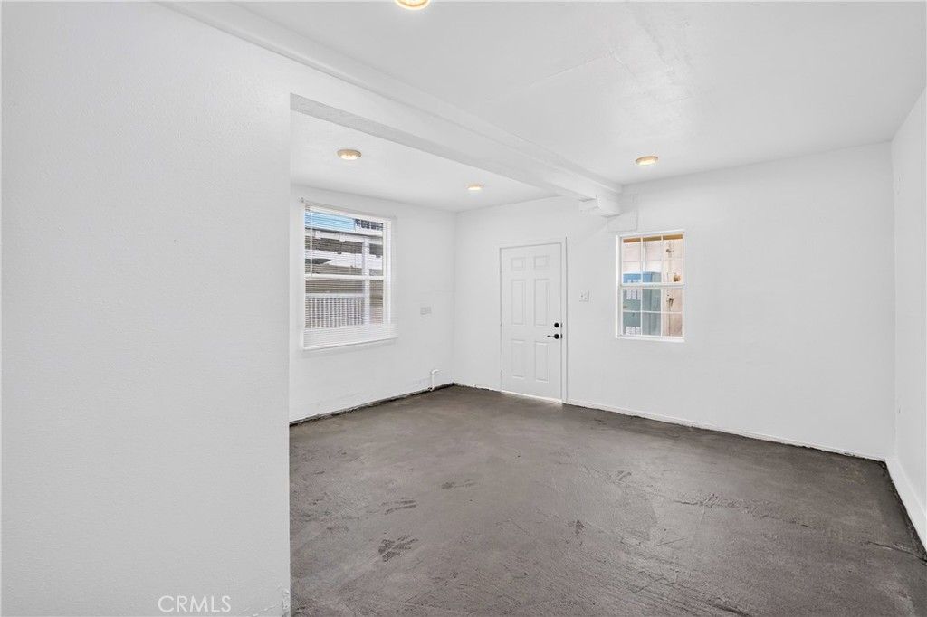 Image 42 of property listing at 1428 W 91st Street, Los Angeles, CA 90047