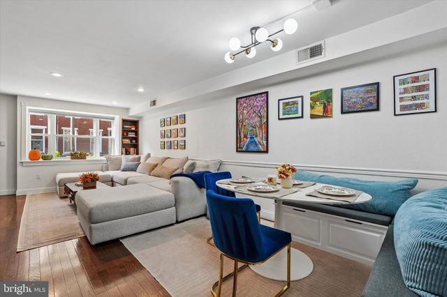 1019 ANNIN ST, Philadelphia, PA 19147