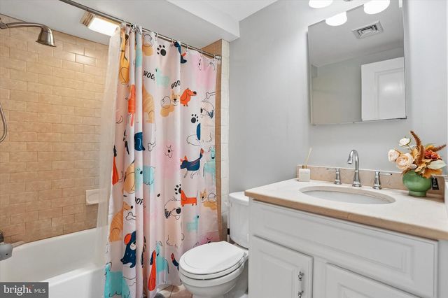 1019 ANNIN ST, Philadelphia, PA 19147