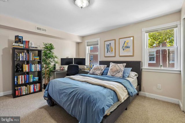 1019 ANNIN ST, Philadelphia, PA 19147