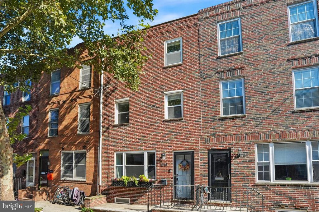 1019 ANNIN ST, Philadelphia, PA 19147