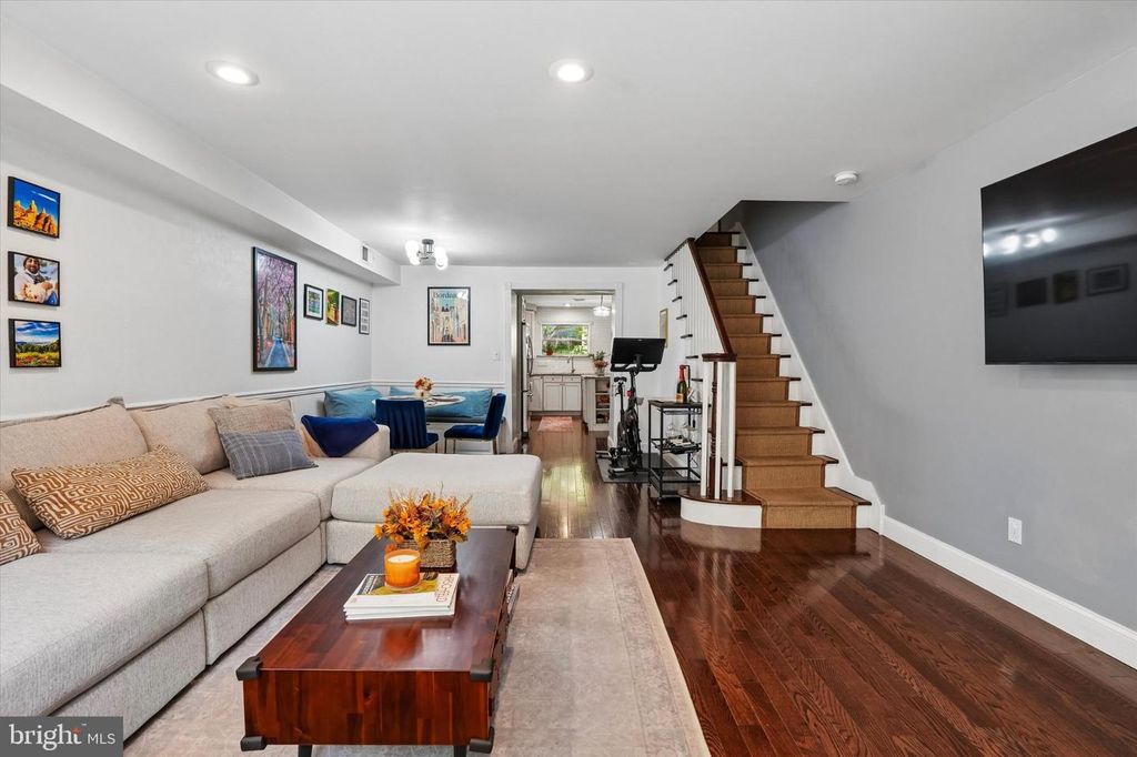 1019 ANNIN ST, PHILADELPHIA, PA 19147 — photo 5