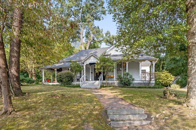 113 Ochs Highway, Chattanooga, TN 37409