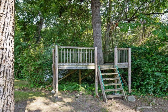 113 Ochs Highway, Chattanooga, TN 37409