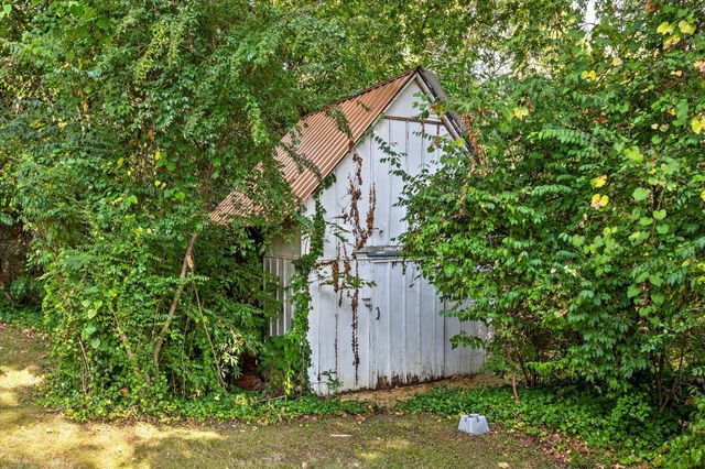 113 Ochs Highway, Chattanooga, TN 37409