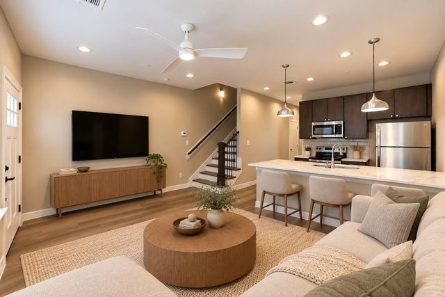 3252 Creekmont Drive, Houston, TX 77091
