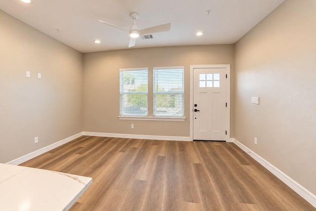 3252 Creekmont Drive, Houston, TX 77091