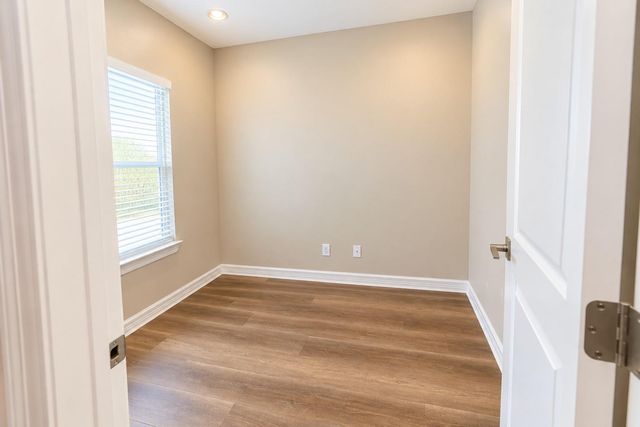 3252 Creekmont Drive, Houston, TX 77091