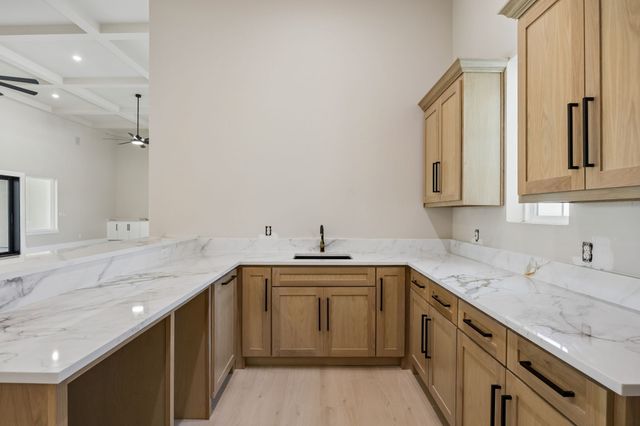 304 Mint Ridge, Burleson, TX 76028