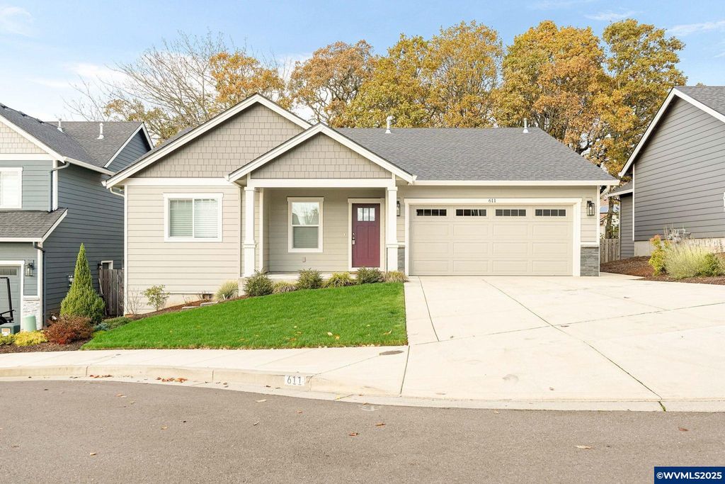 611 Jared Valley St SE, Salem, OR 97306