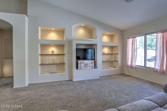 62834 E Flower Ridge Drive, Tucson, AZ 85739