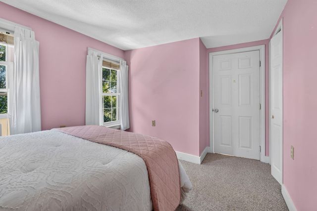 4 Rowells Ct C, Amesbury, MA 01913