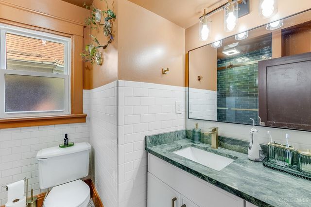 2623 Ashland Avenue, Cincinnati, OH 45206