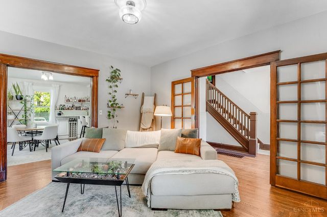 2623 Ashland Avenue, Cincinnati, OH 45206