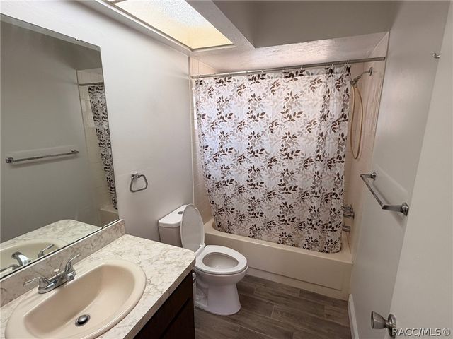 29 New Florida Avenue, Beverly Hills, FL 34465