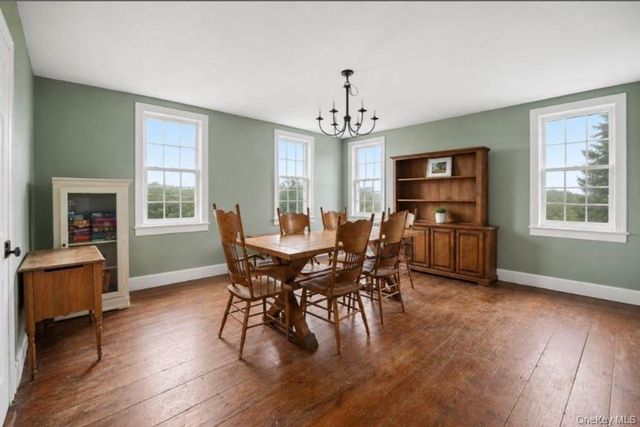 148 N Creek Road, Staatsburg, NY 12580