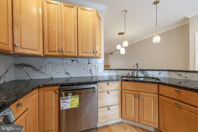 628 S 27TH ST, Philadelphia, PA 19146