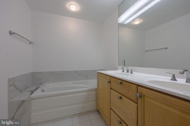 628 S 27TH ST, Philadelphia, PA 19146