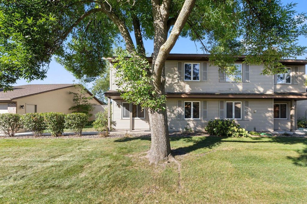 4691 Horten Point, Eagan, MN 55122