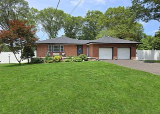 341 Thrift Street, Ronkonkoma, NY 11779