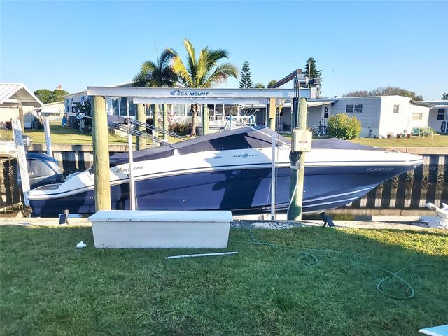 134 W SAINT ANNES CIRCLE, Apollo Beach, FL 33572