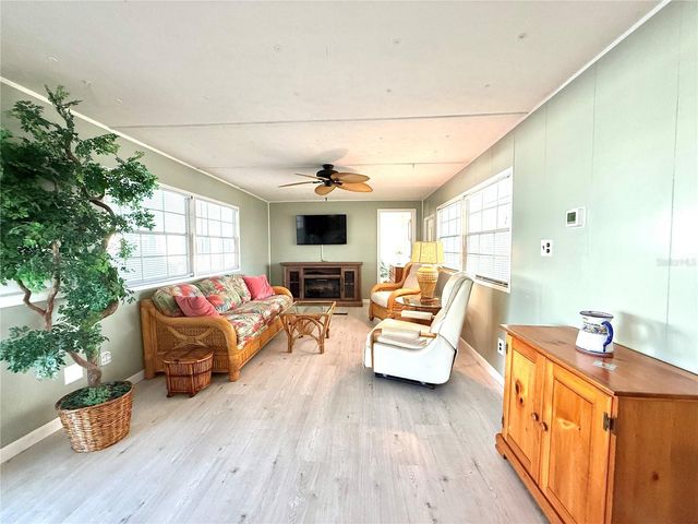 134 W SAINT ANNES CIRCLE, Apollo Beach, FL 33572