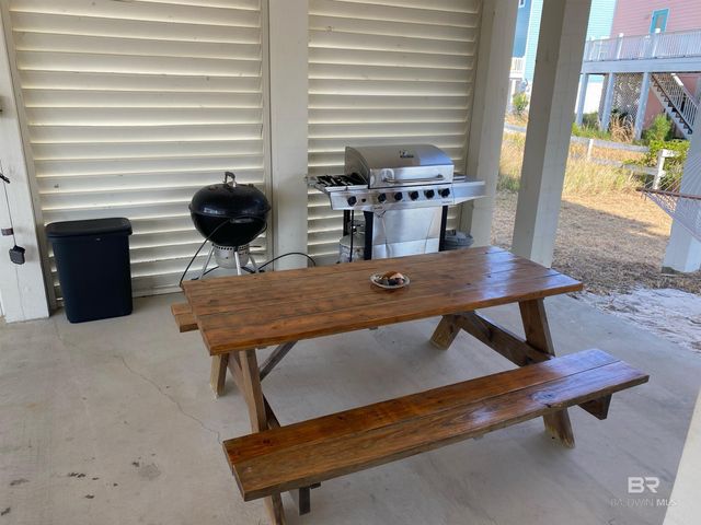 6052 Sawgrass Circle, Gulf Shores, AL 36542