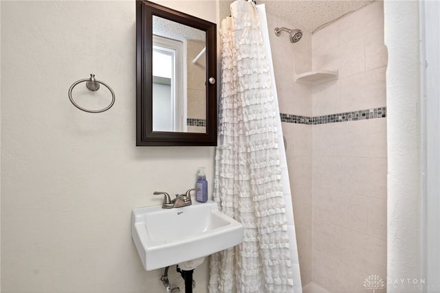 401 Greenmount Boulevard, Oakwood, OH 45419