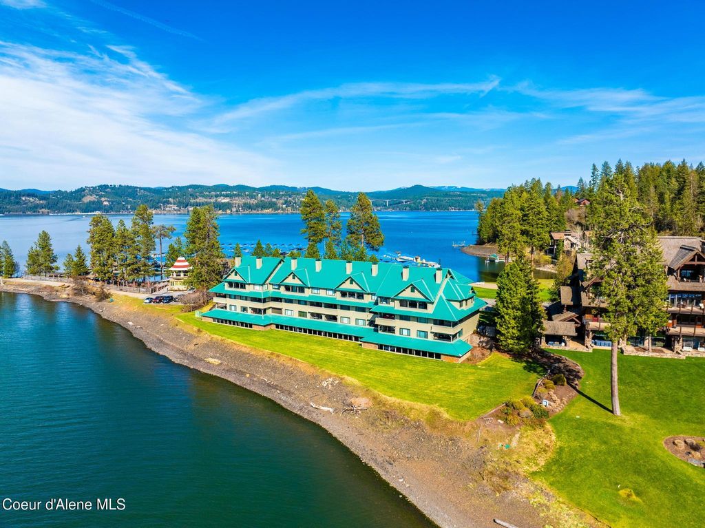 4549 S ARROW POINT DR, #207, Harrison, ID 83833